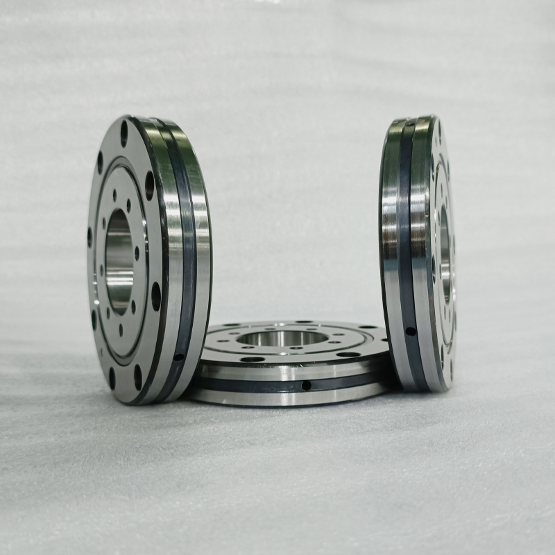 交叉滾子軸承用在工業(yè)機器人上的好處有哪些？