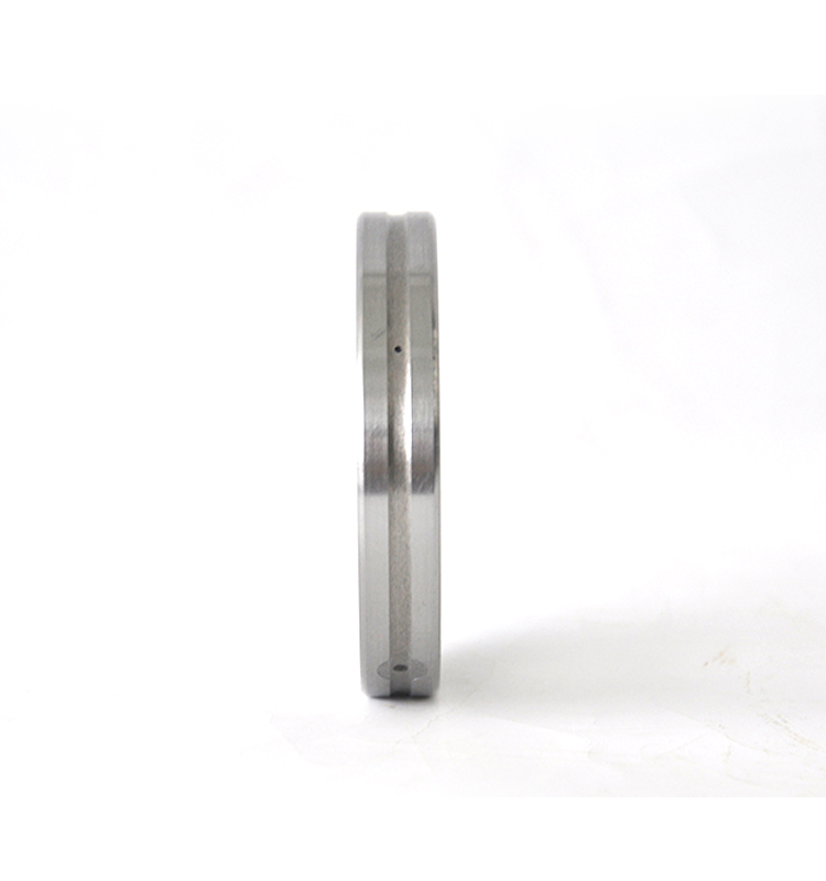 交叉滾子軸承的結(jié)構(gòu)特點是什么？